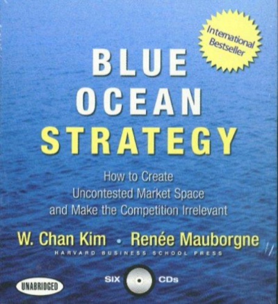 Capa do livro A Estratégia do Oceano Azul, de Kim e Mauborgne